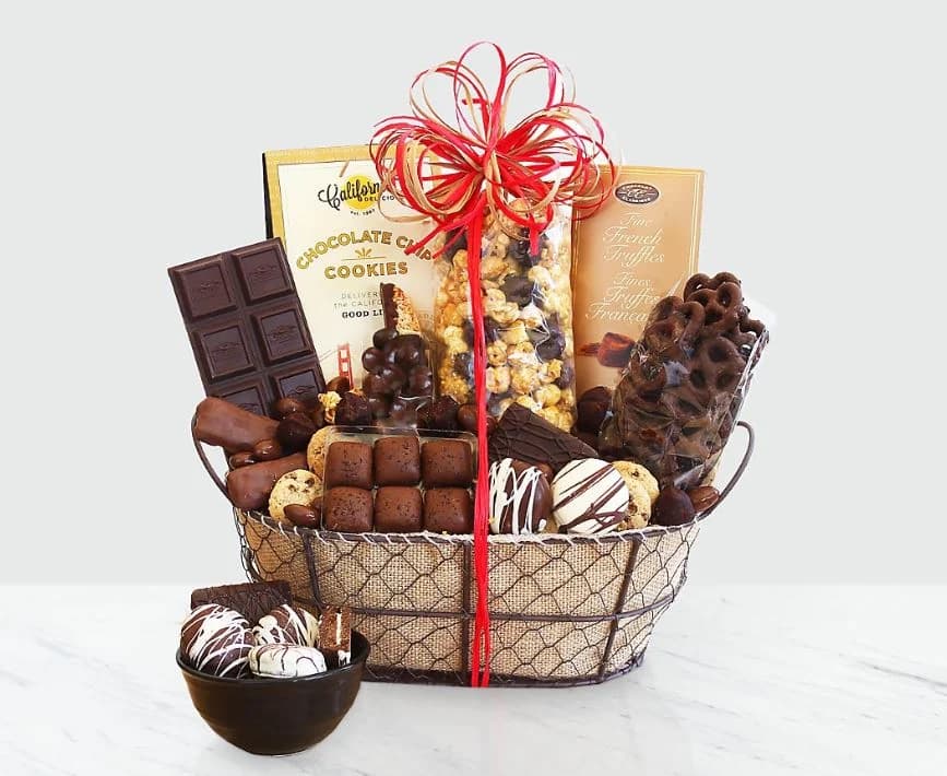 Gift Hampers bakery item at SD Bakes Buldhana